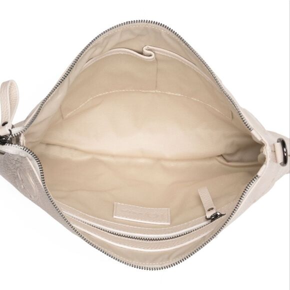 NEW IO Pelle Leather Skull Crossbody Handbag - Picture 3 of 3